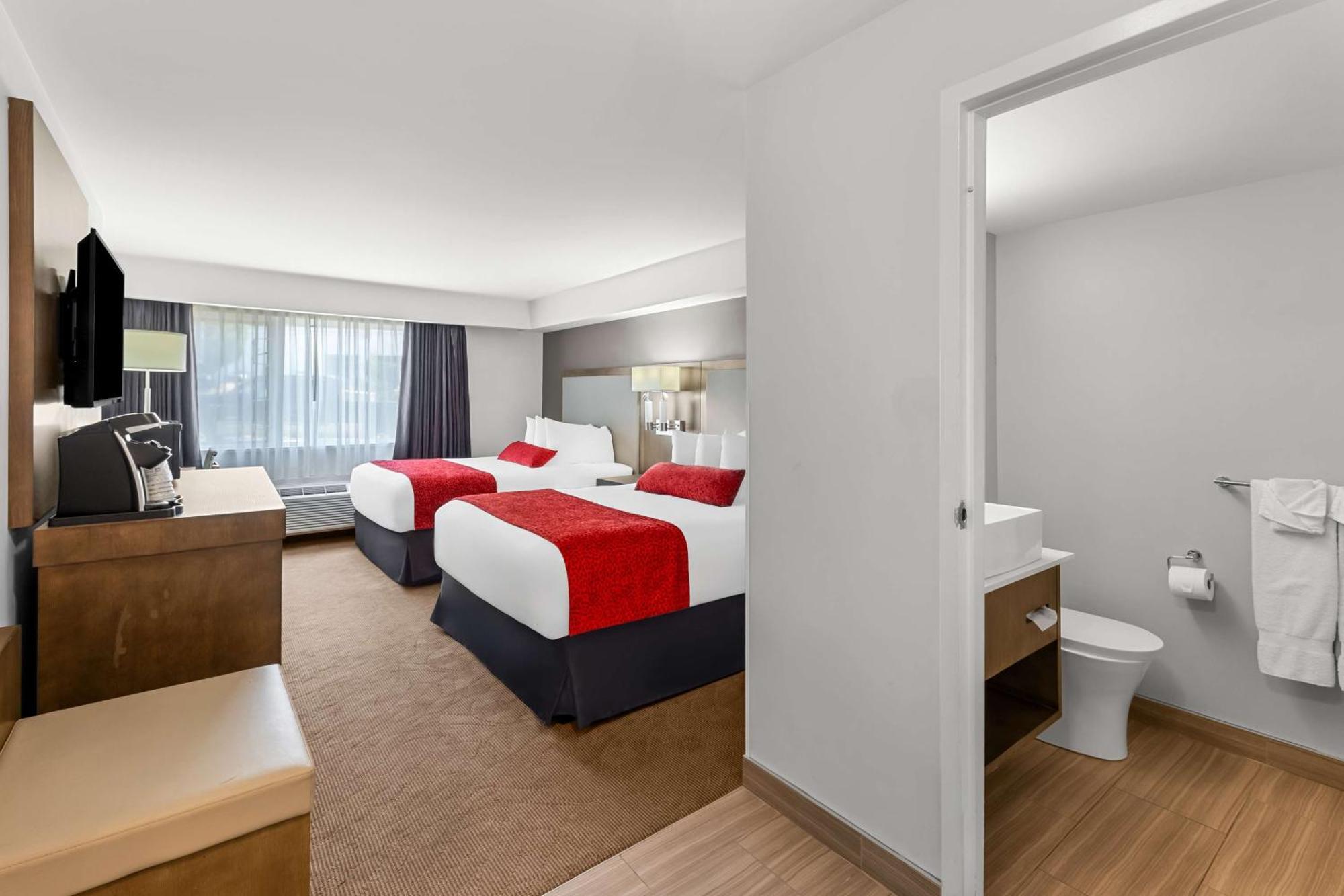 Best Western Cowichan Valley Inn Дънкан Екстериор снимка